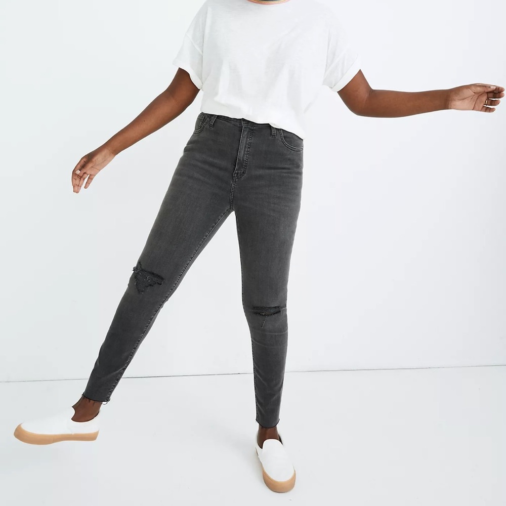 MADEWELL Curvy High-Rise‎ Skinny Jeans in Black Sea. Size 36